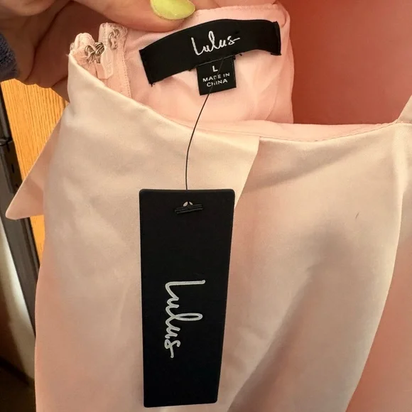 Lulu's Pink Satin Babydoll dress w/ bow tie in the back - Picture 4 of 5